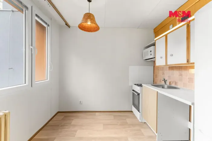 Prodej bytu 3+1, Kladno - Kročehlavy, Litevská, 56 m2