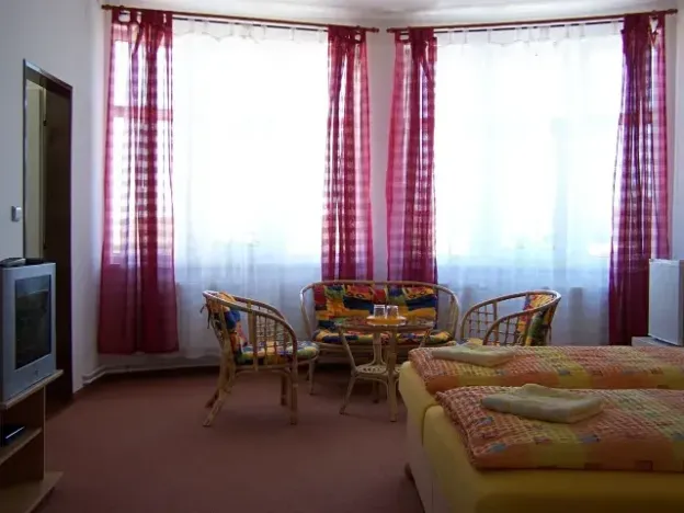 Pronájem bytu 1+kk, Mělník, Nádražní, 25 m2
