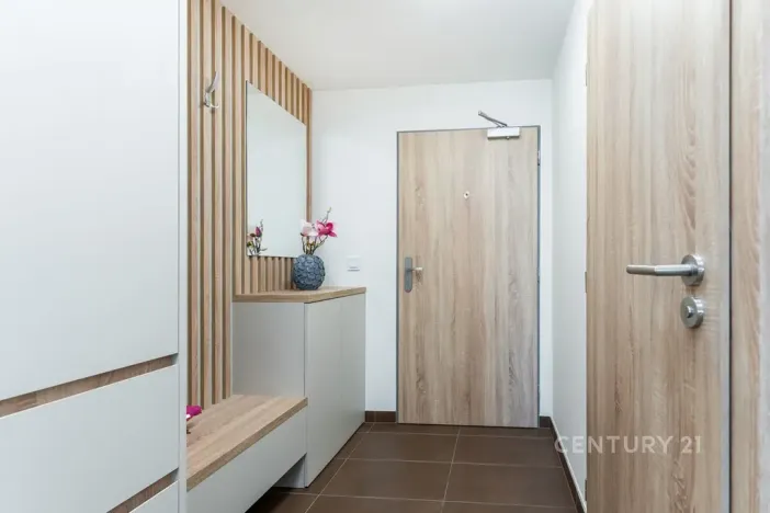 Pronájem bytu 2+kk, Praha - Hostivař, 47 m2