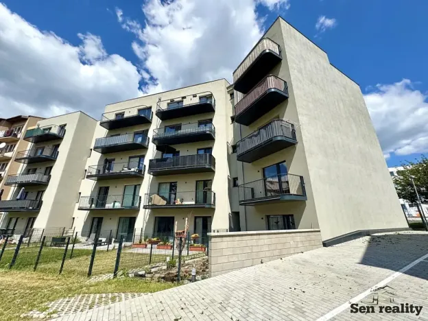 Pronájem bytu 2+kk, Kolín, Zengrova, 37 m2