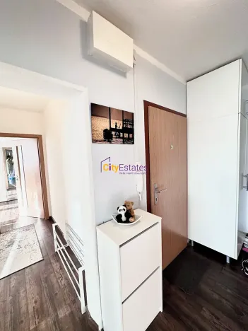 Pronájem bytu 3+kk, Praha - Záběhlice, Jesenická, 73 m2