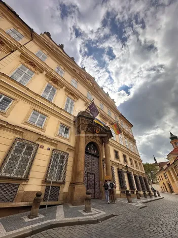 Pronájem bytu 3+kk, Praha - Malá Strana, Vlašská, 75 m2