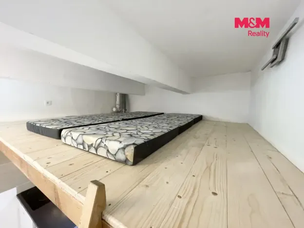 Prodej obchodního prostoru, Praha - Smíchov, Mošnova, 18 m2