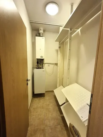 Pronájem bytu 1+kk, Brno, Absolonova, 42 m2