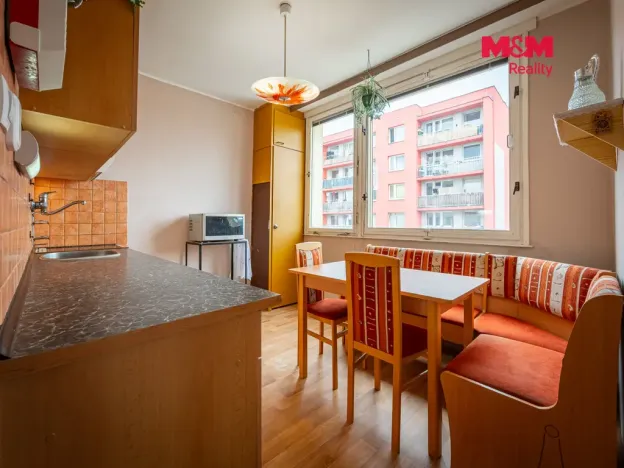 Prodej bytu 2+1, Benešov, Na Bezděkově, 65 m2
