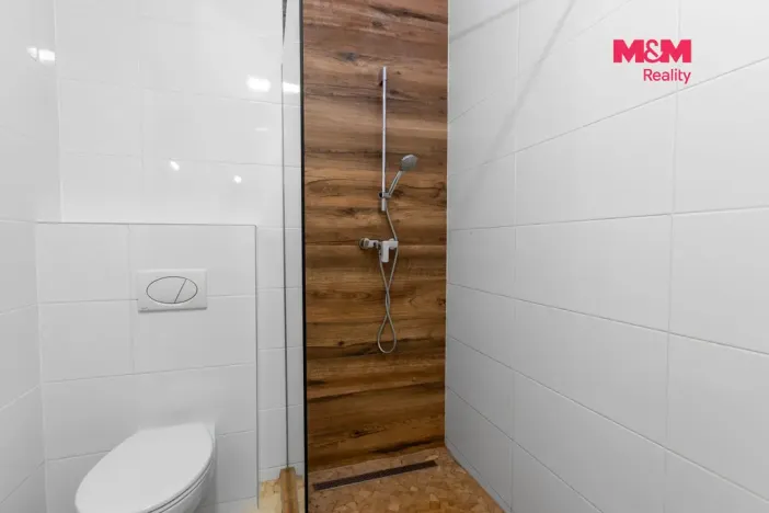 Prodej bytu 1+kk, Horní Lhota, 20 m2
