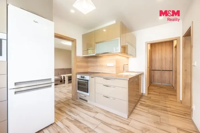 Prodej bytu 3+1, Zlín, Slezská, 69 m2