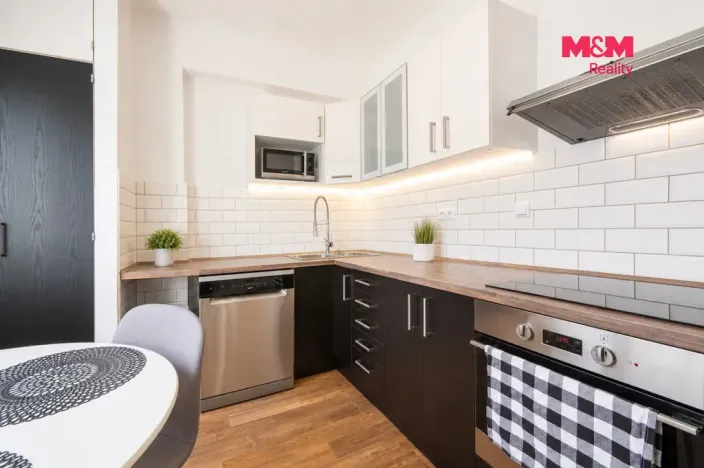 Prodej bytu 3+1, Kamenický Šenov, Pískovec I, 90 m2