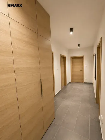 Pronájem bytu 3+kk, Kladno, Jaroslava Holečka, 71 m2