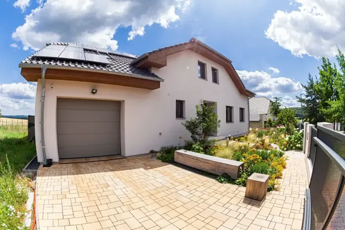Prodej rodinného domu, Líšnice, 336 m2