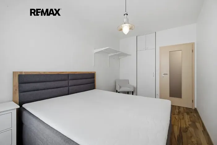 Prodej bytu 2+kk, Praha - Hostavice, U Hostavického potoka, 46 m2