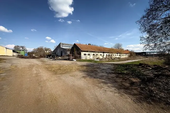 Dražba zemědělského objektu, Lednice, Mikulovská, 19937 m2