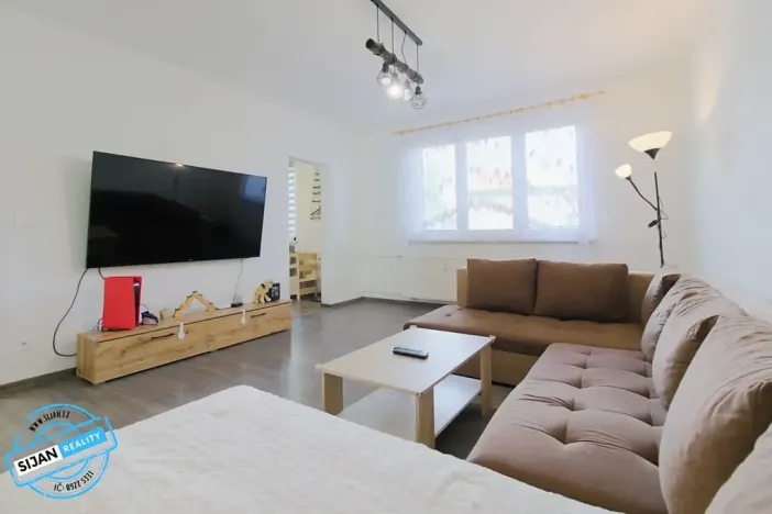 Prodej bytu 3+1, Krnov, E. Hakena, 78 m2