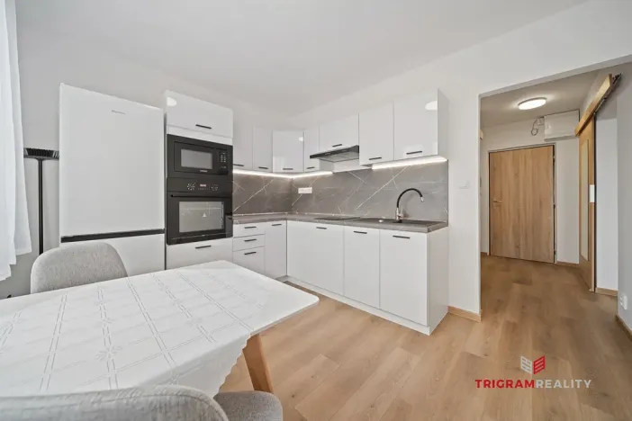 Pronájem bytu 1+1, Hradec Králové - Nový Hradec Králové, Fričova, 38 m2