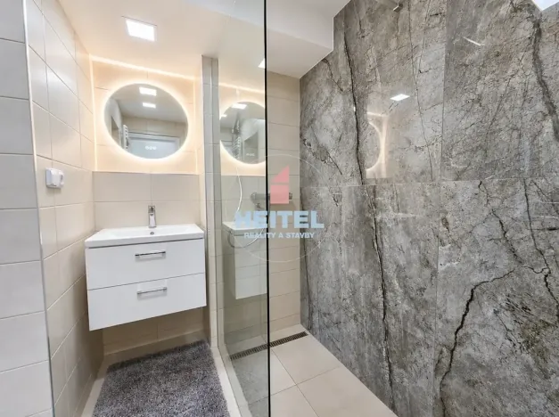 Prodej bytu 2+kk, Ostrava, Gerasimovova, 52 m2
