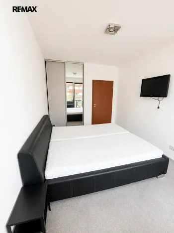 Pronájem bytu 2+kk, Kladno, Generála Selnera, 52 m2
