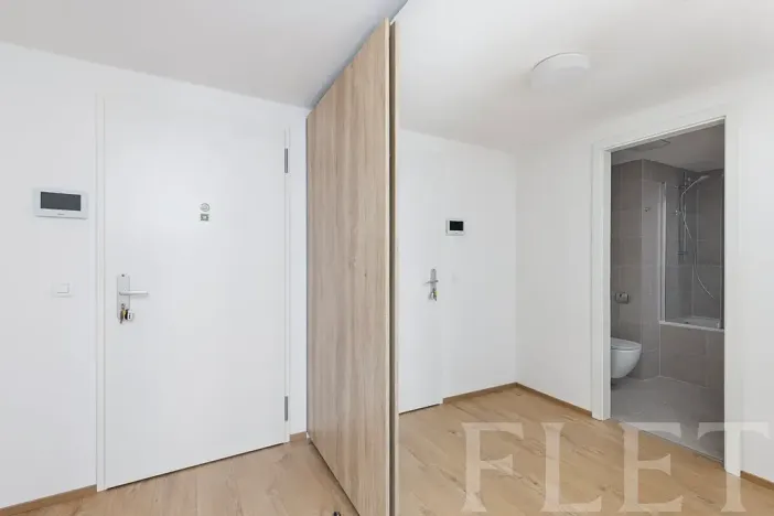 Pronájem bytu 1+kk, Praha - Chodov, Nebřenická, 37 m2