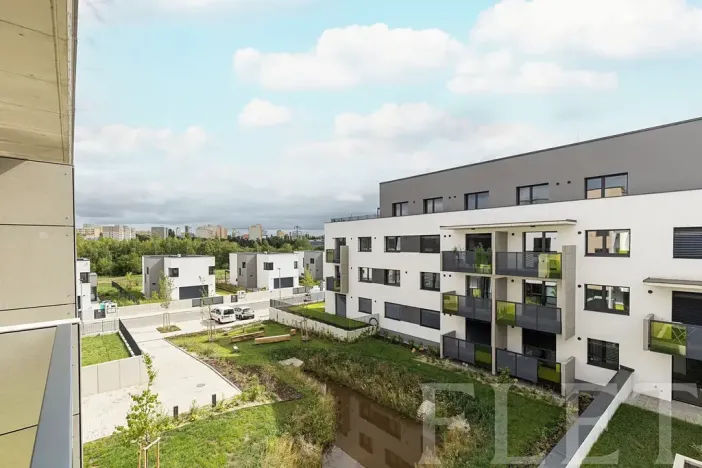 Pronájem bytu 1+kk, Praha - Chodov, Nebřenická, 37 m2