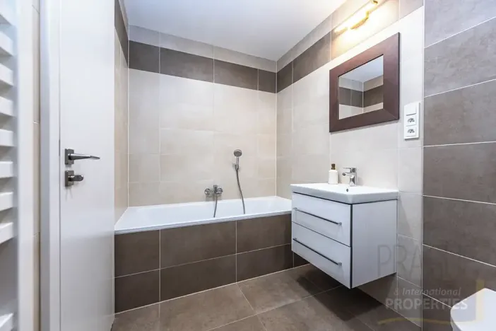 Prodej bytu 2+kk, Praha - Jinonice, Barvitiova, 57 m2