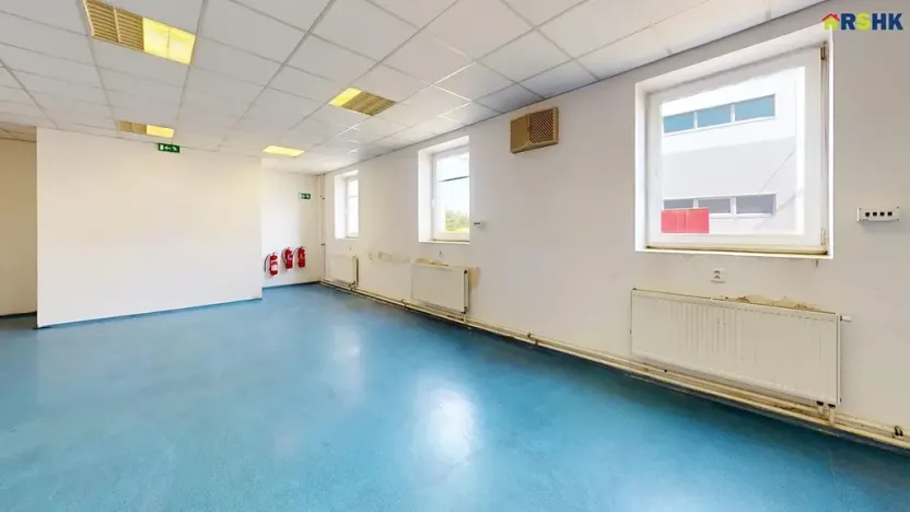 Pronájem kanceláře, Hradec Králové, Akademika Bedrny, 470 m2