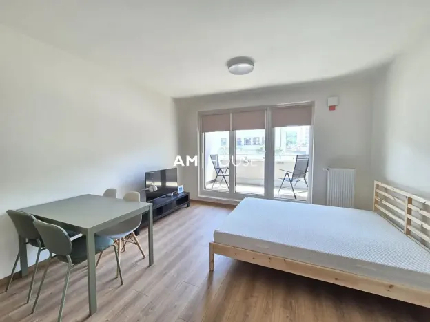 Pronájem bytu 1+kk, Praha - Vysočany, Poděbradská, 35 m2