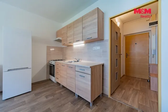 Pronájem bytu 1+1, Loket, Sportovní, 40 m2
