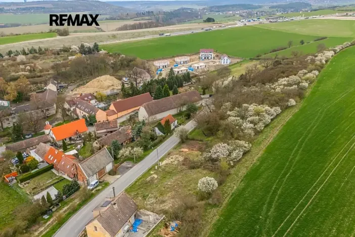 Prodej pozemku pro bydlení, Slaný, 778 m2