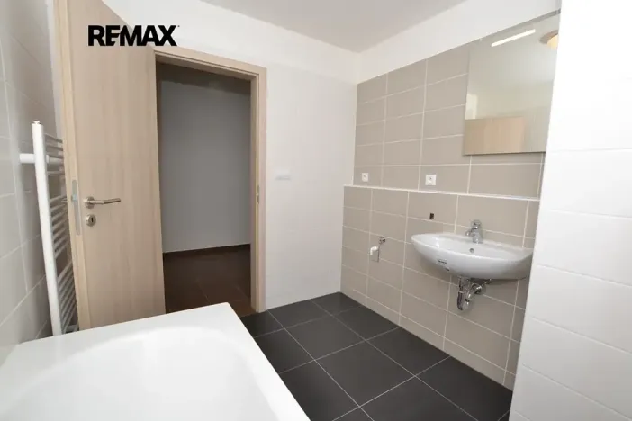 Pronájem bytu 2+kk, Plzeň, Koterovská, 42 m2