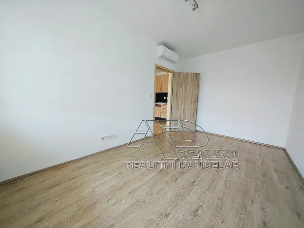 Pronájem bytu 2+kk, České Budějovice, B. Smetany, 46 m2