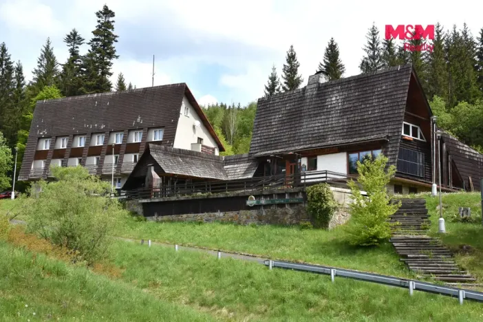 Prodej ubytování, Bílá, 900 m2