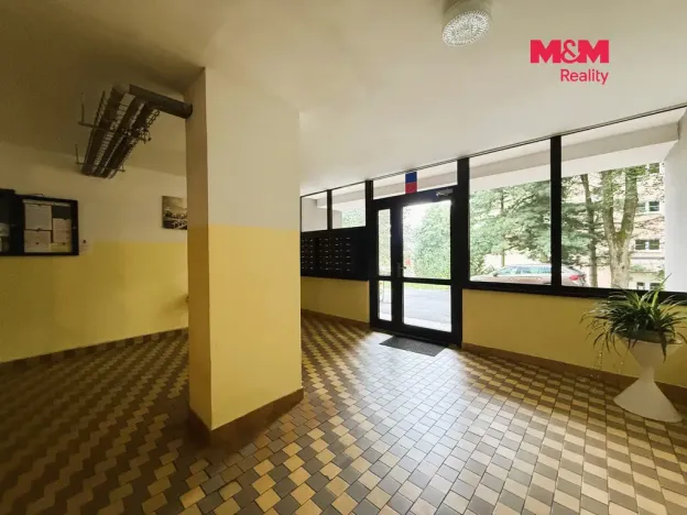 Prodej bytu 1+1, Jablonec nad Nisou, Na Roli, 42 m2