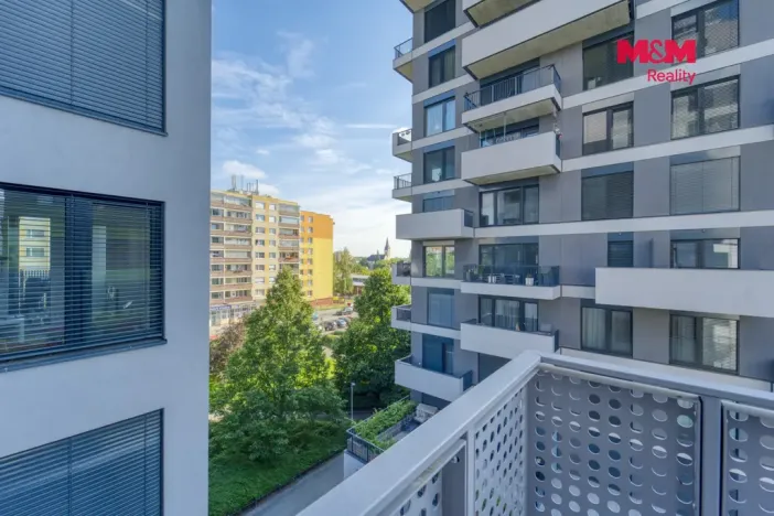 Pronájem bytu 2+kk, Praha, Hábova, 56 m2