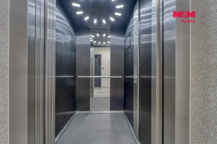Pronájem bytu 2+kk, Praha, Hábova, 56 m2
