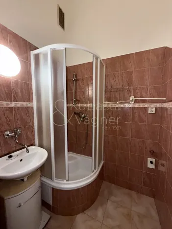 Pronájem bytu 2+1, Chrudim, Tyršovo náměstí, 52 m2
