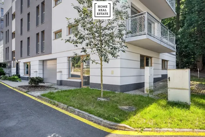 Prodej kanceláře, Karlovy Vary, Šumavská, 78 m2