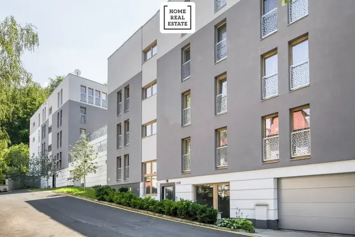 Prodej kanceláře, Karlovy Vary, Šumavská, 78 m2