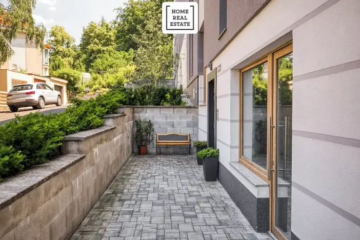 Prodej kanceláře, Karlovy Vary, Šumavská, 78 m2