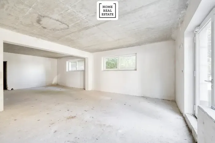 Prodej obchodního prostoru, Karlovy Vary, Šumavská, 78 m2