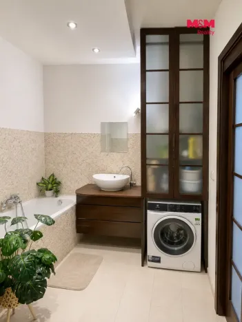 Prodej bytu 2+kk, Frýdek-Místek - Místek, Pavlíkova, 56 m2