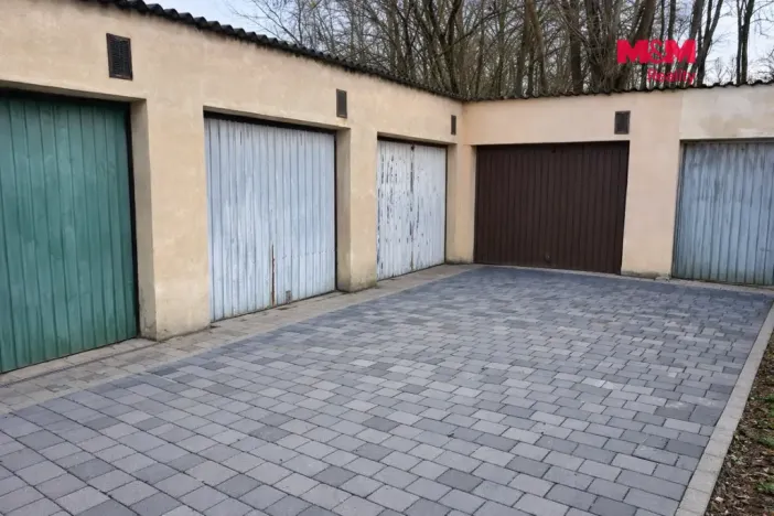 Pronájem garáže, Praha, V Trníčku, 20 m2