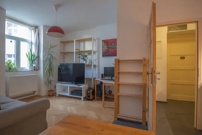 Prodej bytu 2+kk, Praha - Holešovice, U Uranie, 40 m2