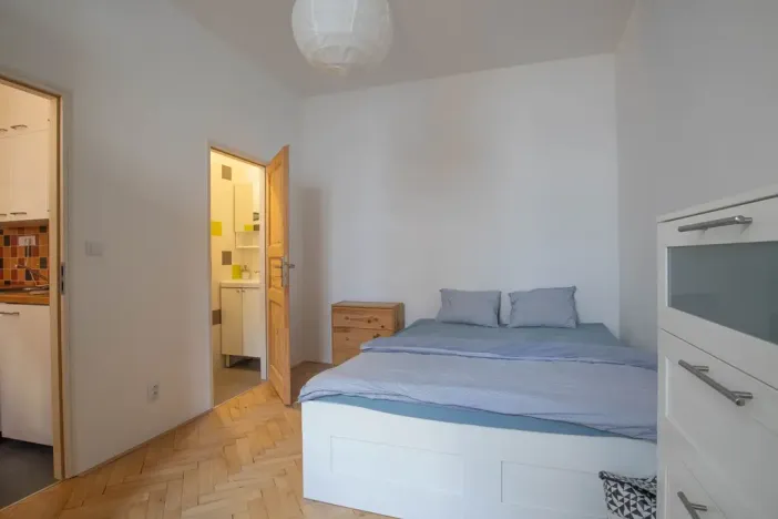 Prodej bytu 2+kk, Praha - Holešovice, U Uranie, 40 m2
