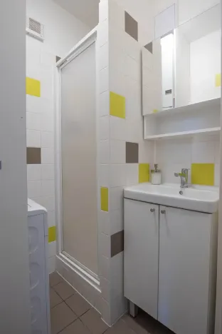 Prodej bytu 2+kk, Praha - Holešovice, U Uranie, 40 m2