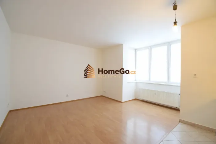 Pronájem bytu 1+kk, Praha - Záběhlice, Mikanova, 50 m2
