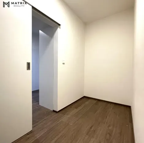Pronájem bytu 2+kk, Praha - Libeň, U Rokytky, 76 m2