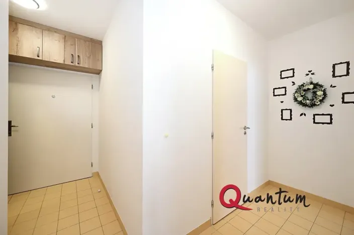 Pronájem bytu 2+kk, Praha - Hostavice, U Hostavického potoka, 50 m2
