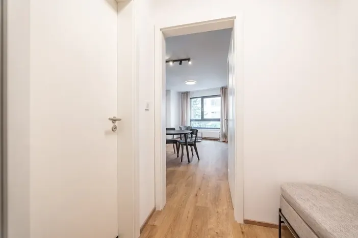 Pronájem bytu 1+kk, Praha, Milánská, 31 m2