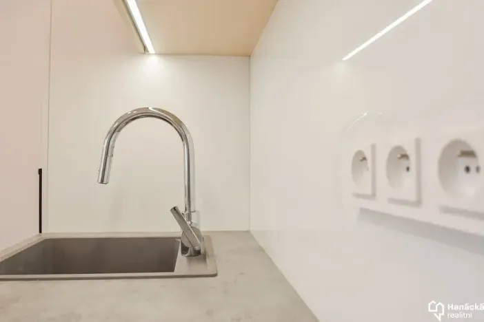 Prodej bytu 2+kk, Olomouc, Sladkovského, 36 m2