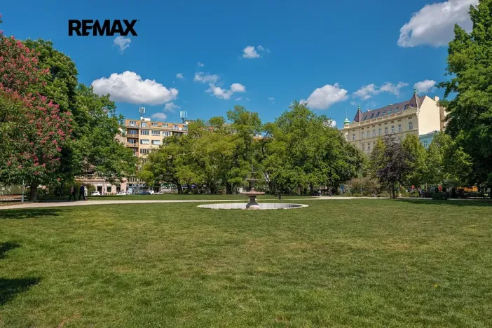 Prodej bytu 1+1, Praha - Karlín, Prvního pluku, 39 m2
