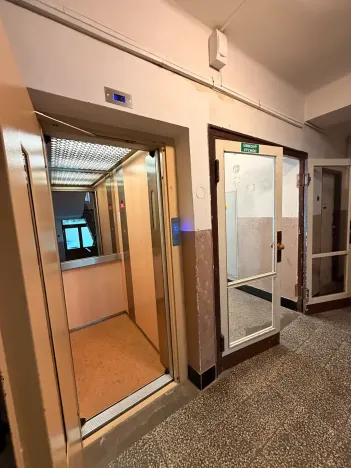 Prodej bytu 2+1, Praha, Pelhřimovská, 73 m2